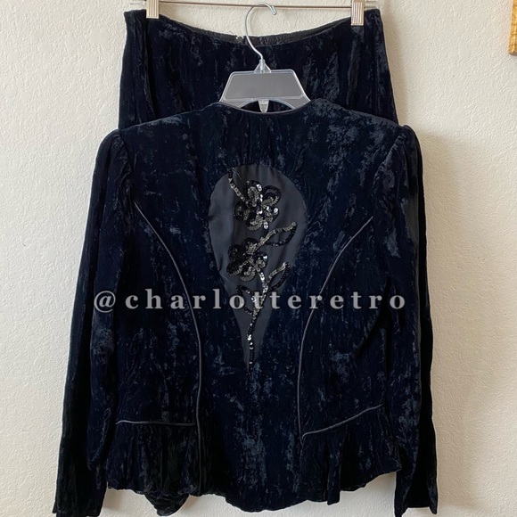 80s vtg Crushed Velvet Peplum Blazer + Skirt Set - Picture 6 of 15